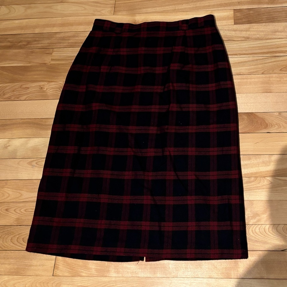 Plaid Black and Red Women's Skirt